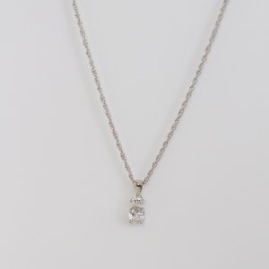 Silver chain necklace